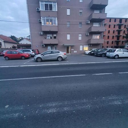 Raven2 Apartment Zeleznik Luaran gambar