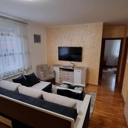Raven2 Apartment Zeleznik Luaran gambar
