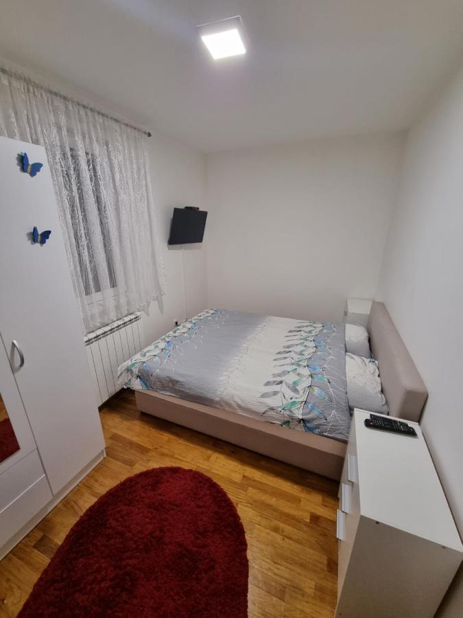 Raven2 Apartment Zeleznik Luaran gambar
